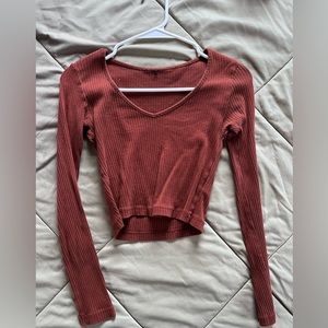 Maroon crop long sleeve